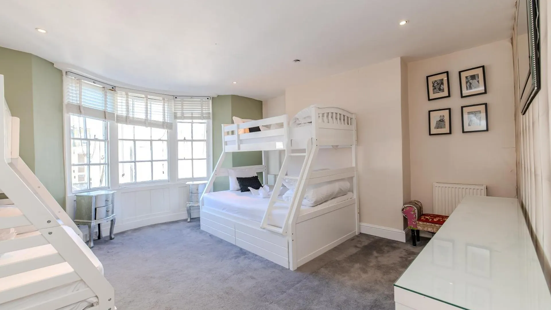Apartment Perfect Big House Next To Brighton Beach Sleep 20 United Kingdom