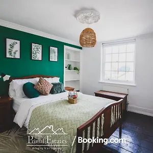 Apartment Primal Estates Brighton: Three-bedroom Townhouse With Roof Terrace, Brighton
