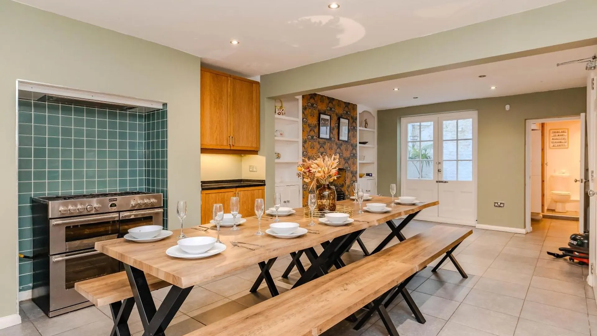 Perfect Big House Next To Brighton Beach Sleep 20 شقة